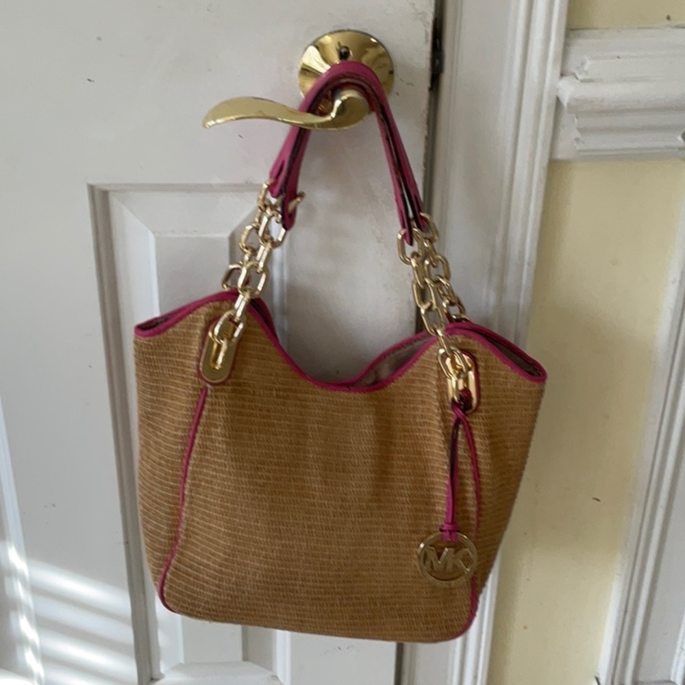 Michael KorsStylish Tan and Pink Women's Bag - Picture 2 of 9